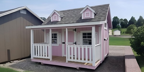 playhouse shed in Kewaskum